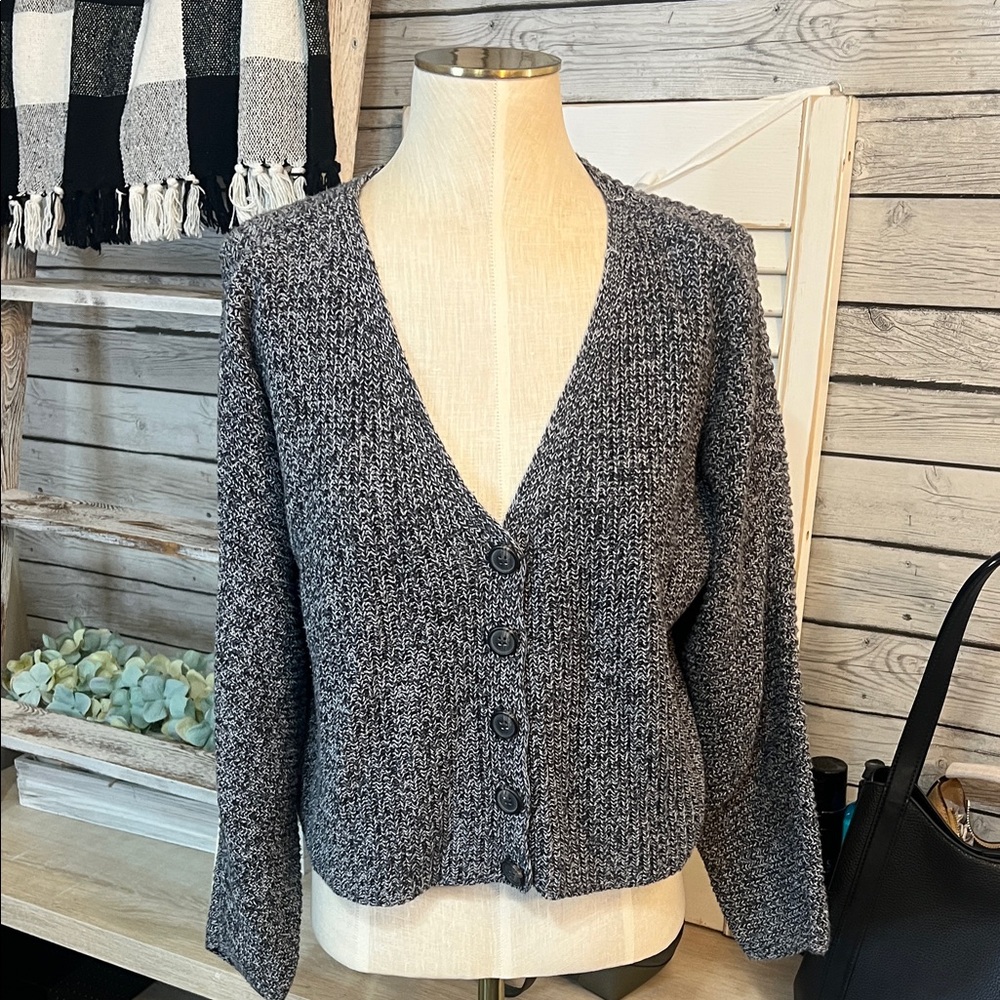 American Eagle Charcoal Knit Women's Cardigan semi Crop